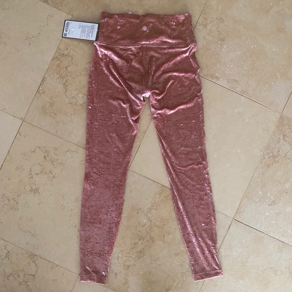 Lululemon Velvet Wunder 28” Leggings, size 8
